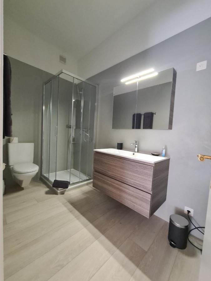 Готель Osteria La Riva Minusio Екстер'єр фото